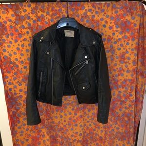NEED TO SELL ASAP Zara faux leather jacket